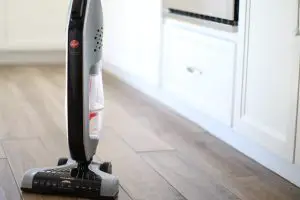 Cordless stick vacuums are easy to move