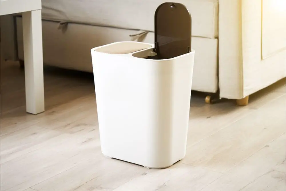 Best Touchless Trash Can